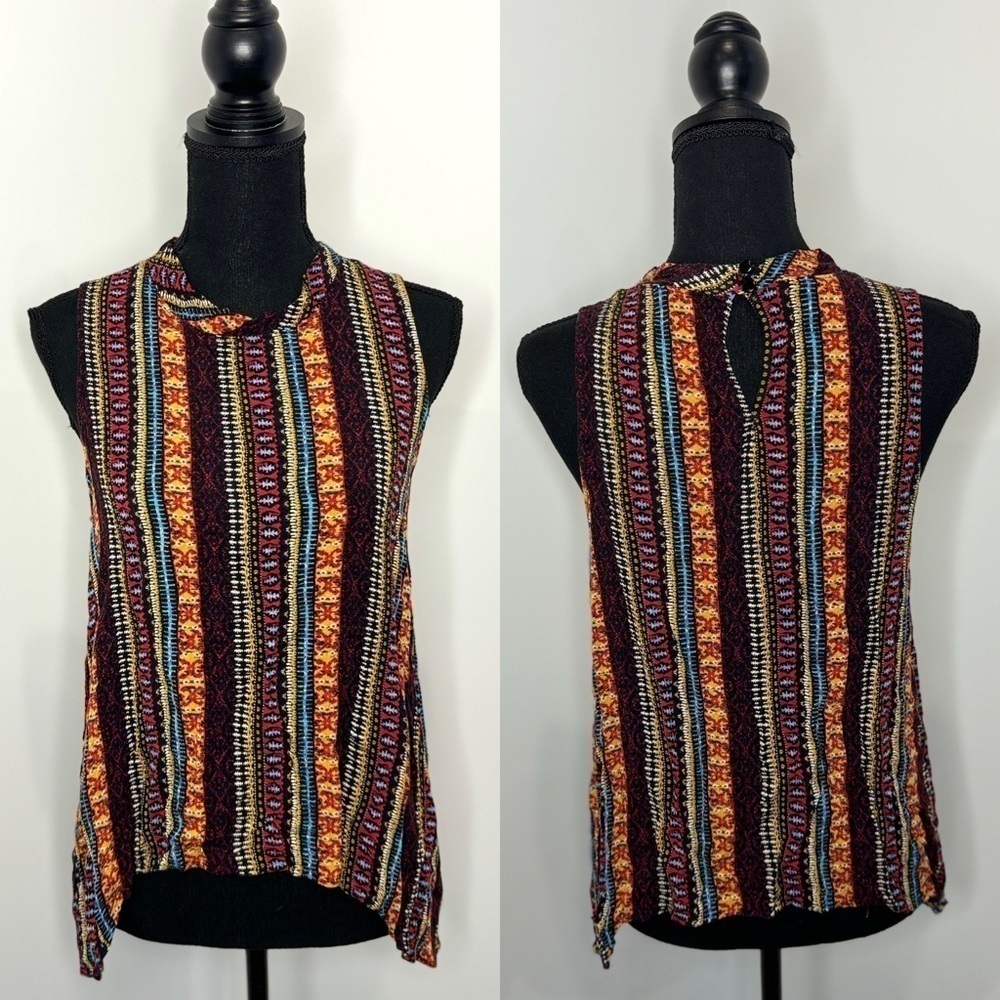 Monteau Multi Color Sleeveless Stretchy Top (XL)